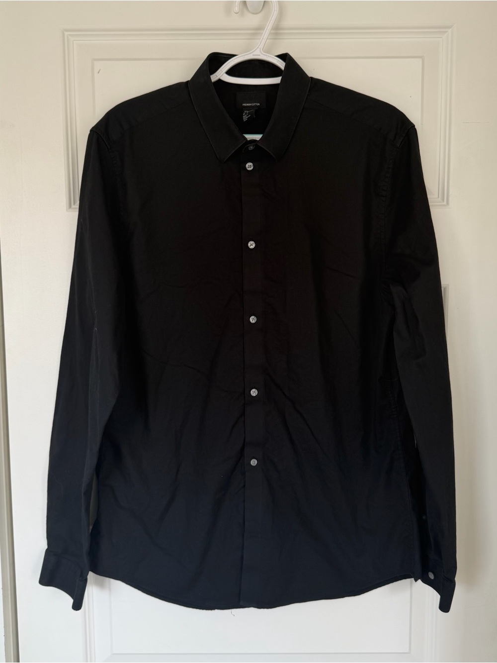 H&M Men's Black Button-Up Dress Shirt - Classic Long Sleeve
